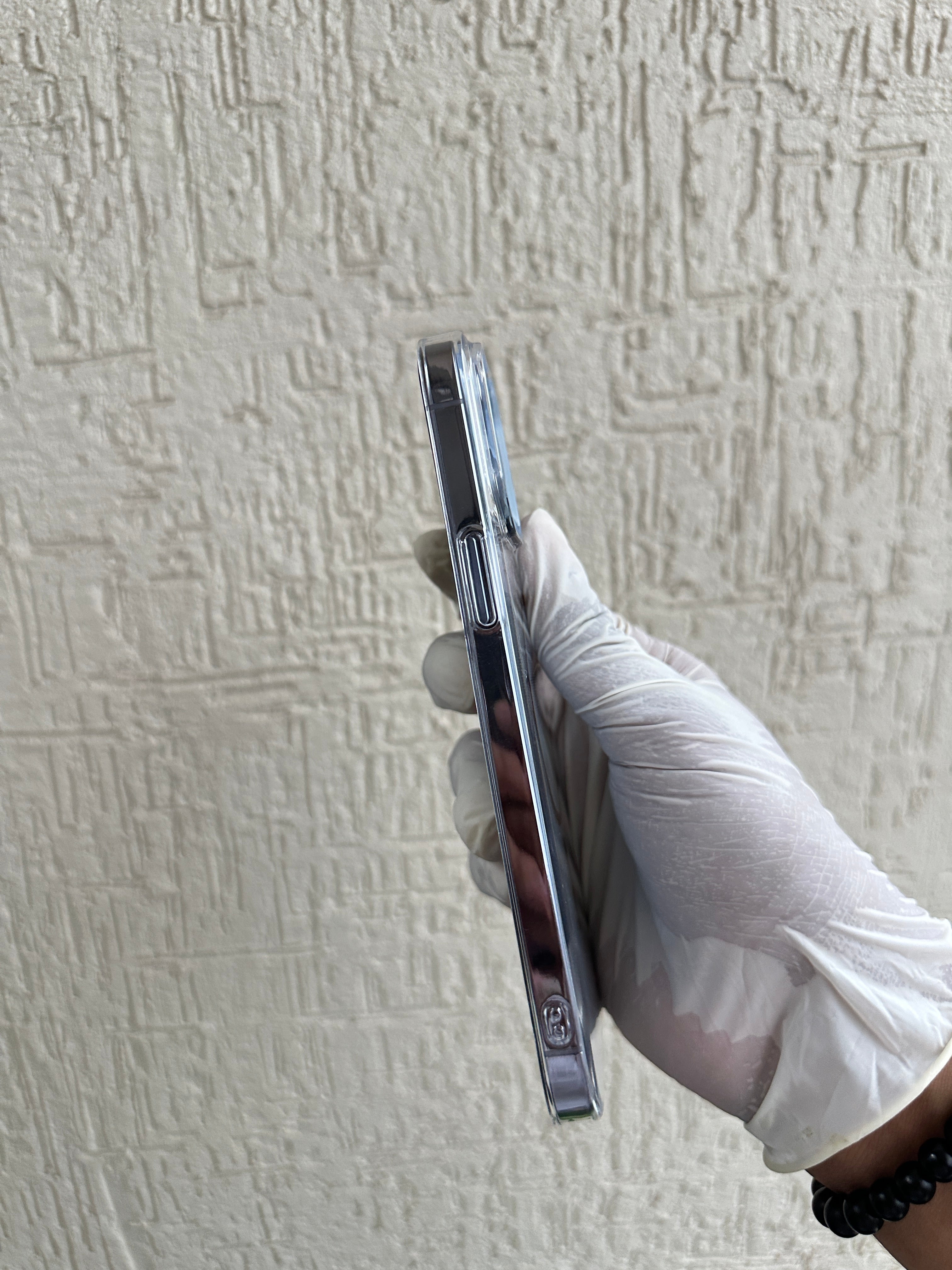 PureGuard™ Transparent iPhone Case – No Yellowing, Just Clarity